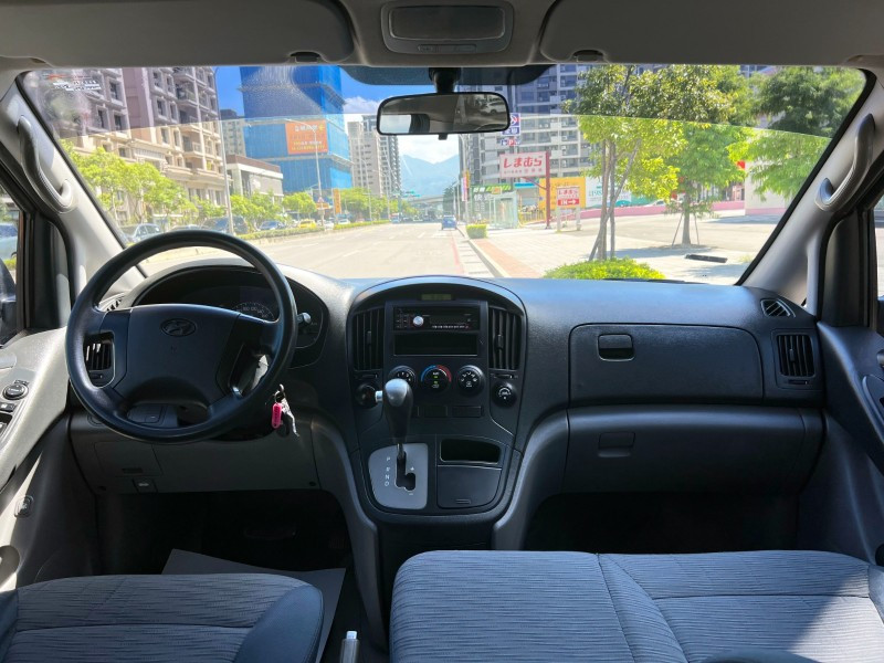 GRAND STAREX 9人座 2500CC 此車款無法網路預定，有需要可以加入官方LINE預約!